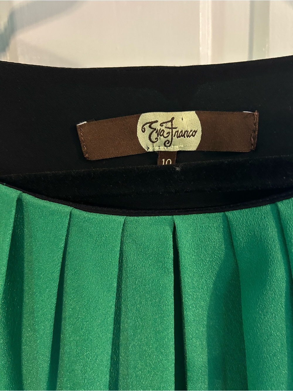 Green sleeveless Eva Franco dress - Size 10